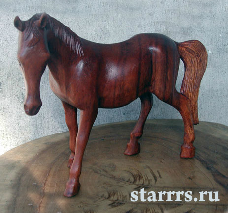 loshad_zelyonaya_derevyannaya_horse_green_wooden